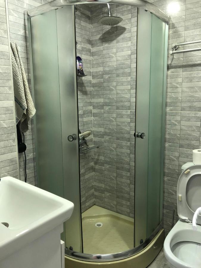 Shartava #1 Apartment Кутаиси Екстериор снимка